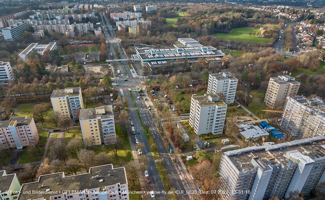 07.12.2022 - Luftbilder von der Baustelle an der Quiddestraße 'Haus für Kinder' in Neuperlach